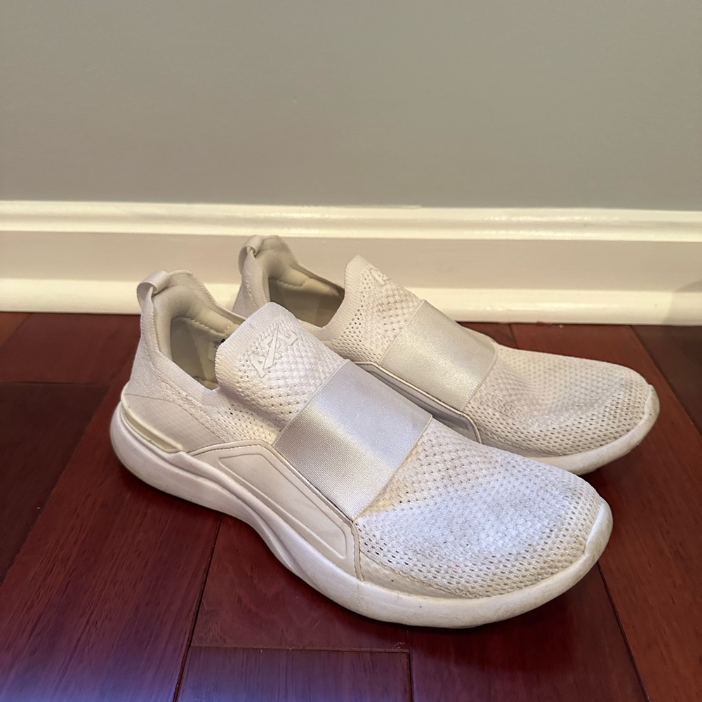 APL slip on sneaker